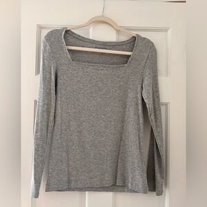 Square neck long sleeve shirt